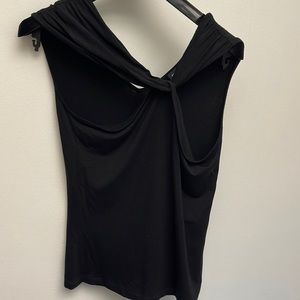 Twist front neck line super sexy statement peice/there is also teal